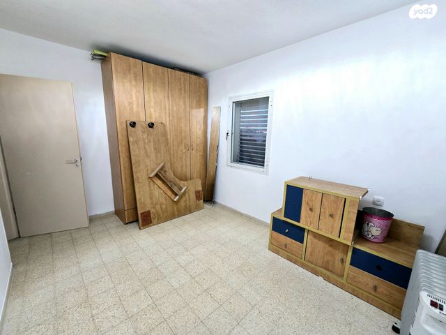 דירה, הרב קוק 27, שכונה ותיקה - מרכז העיר, מעלות תרשיחא