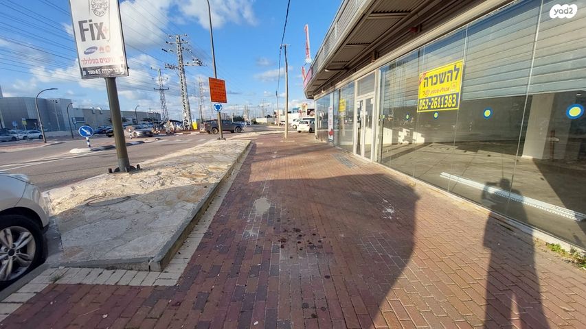 אולמות, דרך בר יהודה, אזור תעשיה, נשר