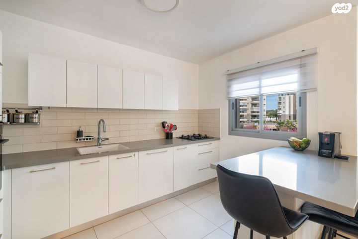 דירה, המשוט, נאות רבין, יבנה