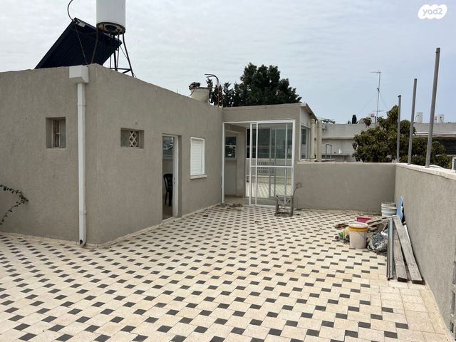 גג/ פנטהאוז, שטריקר, תל אביב יפו