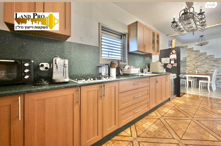 דירה, צבי הירשפלד, רמז, מערב ותיק, ראשון לציון