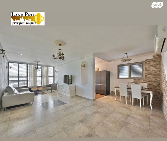 צבי הירשפלד 