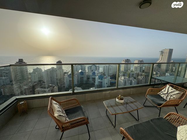 דירה, הרב קוק, נתניה