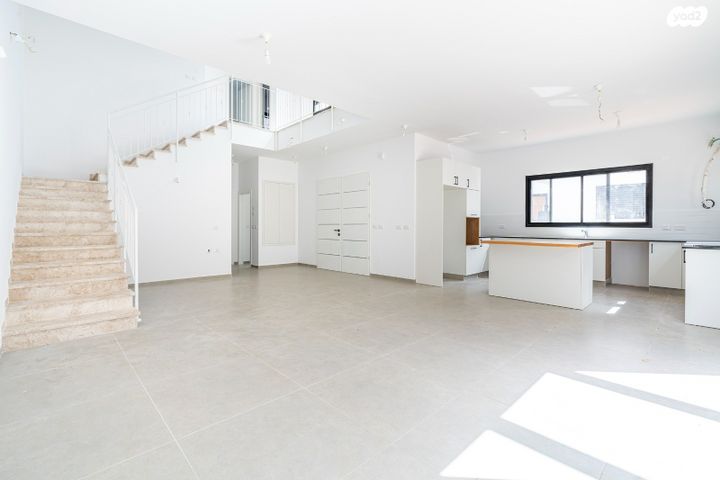 בית פרטי/ קוטג', פרדס חנה כרכור