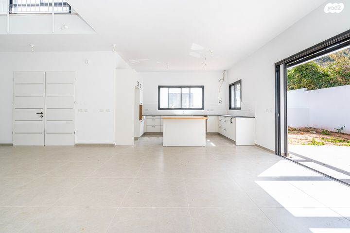 בית פרטי/ קוטג', פרדס חנה כרכור