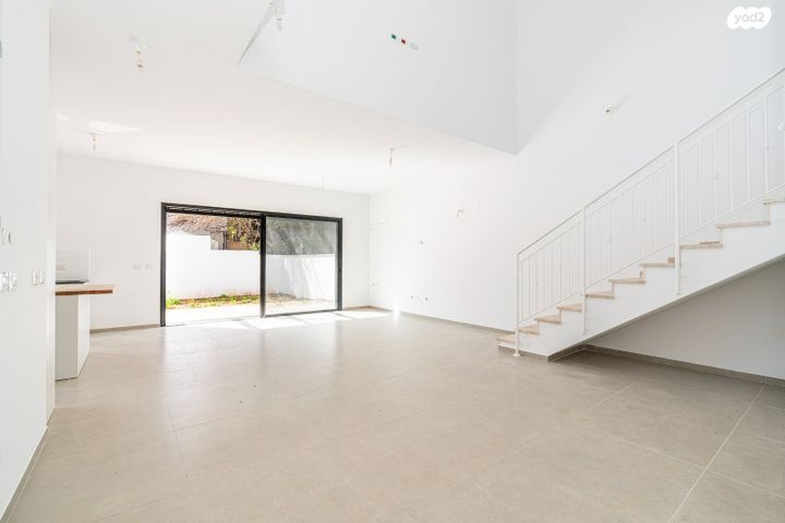 בית פרטי/ קוטג', פרדס חנה כרכור