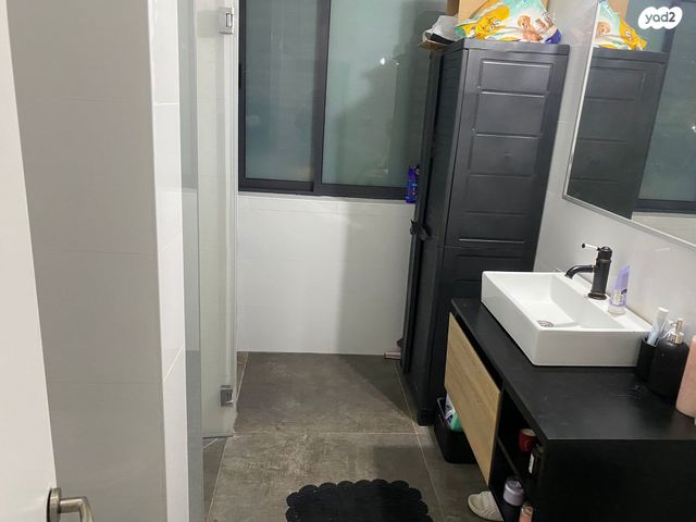 דירה, הרצליה