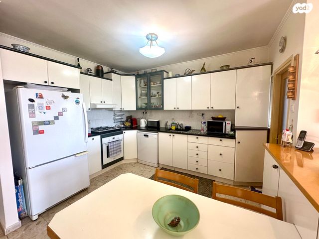 דירה, הרצליה הצעירה, הרצליה