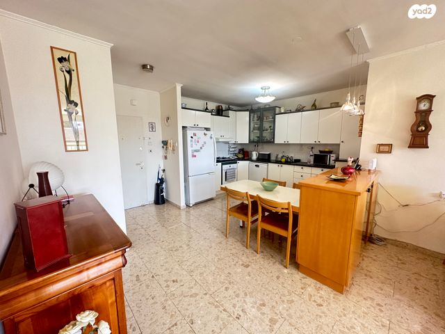 דירה, הרצליה הצעירה, הרצליה