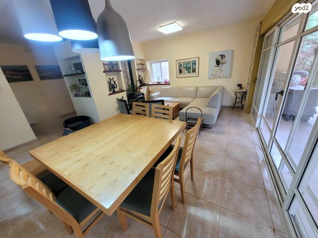 בית פרטי/ קוטג', עומר