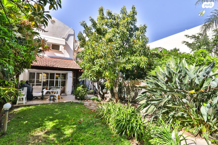 דו משפחתי, חס"ם, רחובות