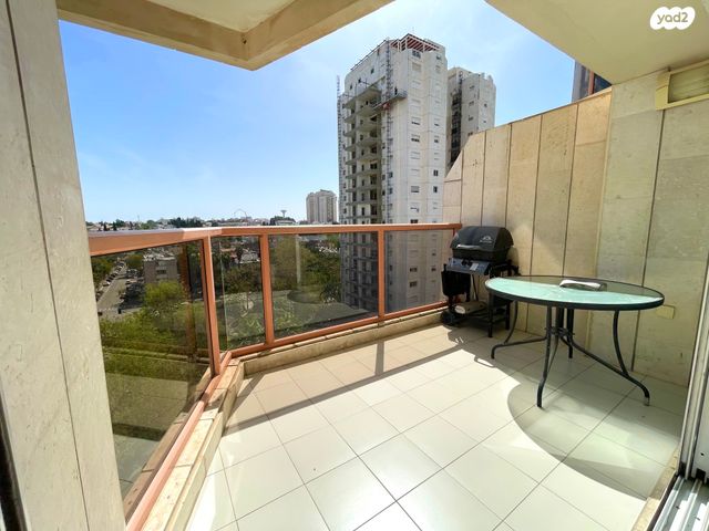 דירה, נווה אמירים, הרצליה