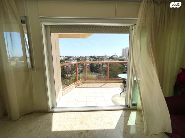 דירה, נווה אמירים, הרצליה