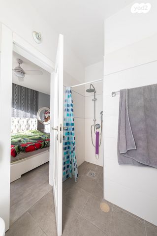 דירה, התורמוס, קרית ראשון, ראשון לציון