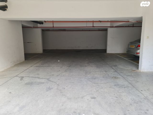 דירה, האלמוג, מעלה אדומים