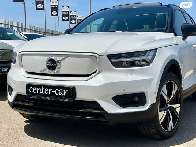 וולוו XC40