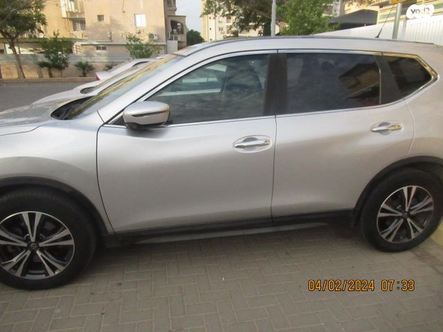 ניסאן אקס טרייל