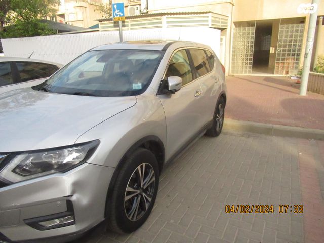 ניסאן אקס טרייל