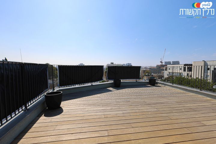 דופלקס, תל אביב יפו