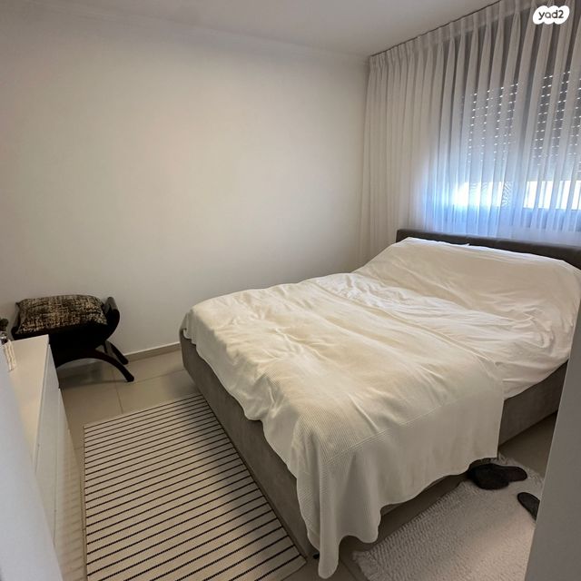 דירה, יהודה, ערד