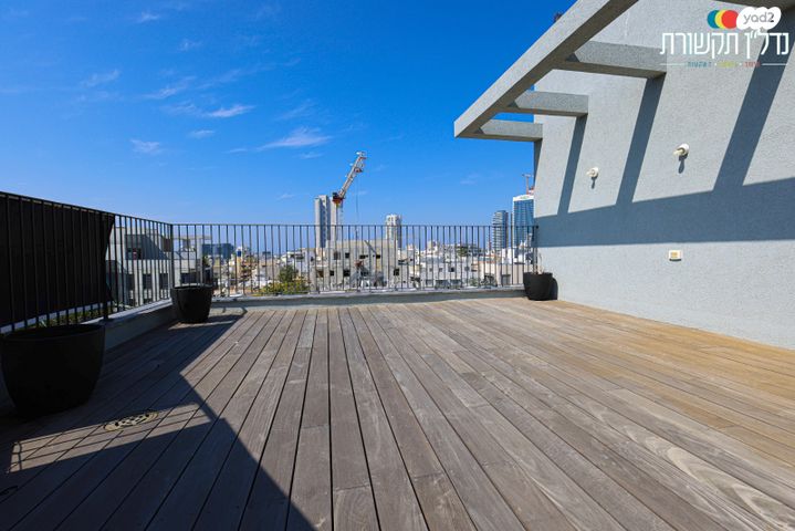 דופלקס, תל אביב יפו