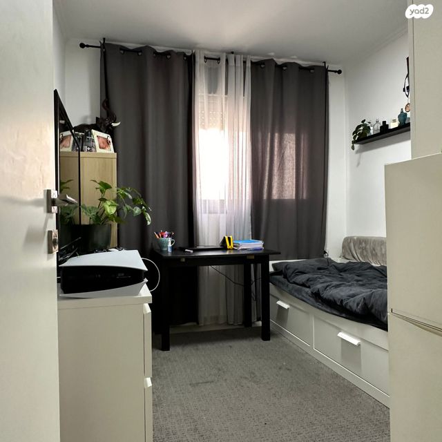 דירה, יהודה, ערד