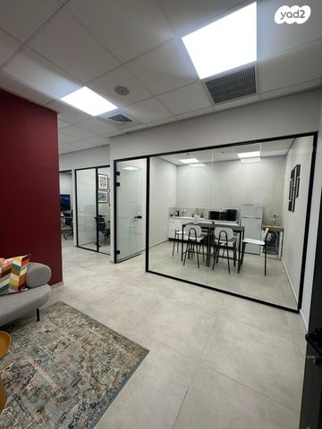 משרדים, נתניה