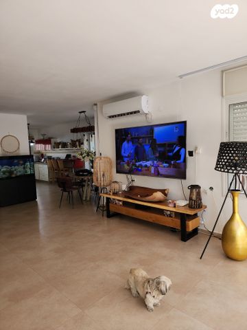 דירת גן, קרית כרמים, ראשון לציון