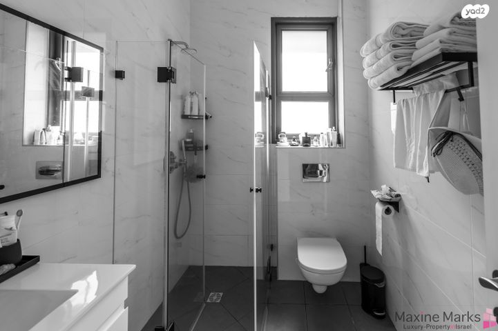 דירה, נתן יונתן, נתניה