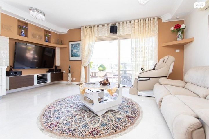 גג/ פנטהאוז, יהודה הלוי, קרית אתא