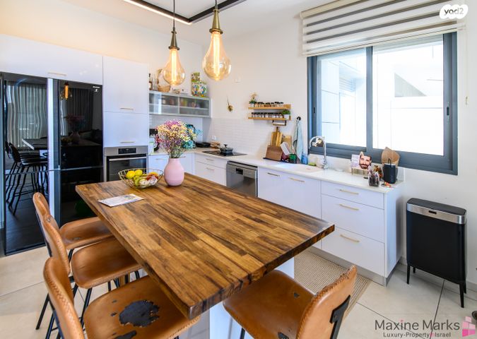 דירה, נתן יונתן, נתניה