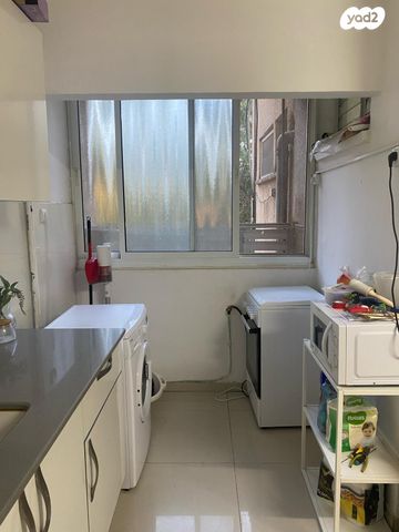 דירה, השומרון, פנחס ספיר, מגדל העמק