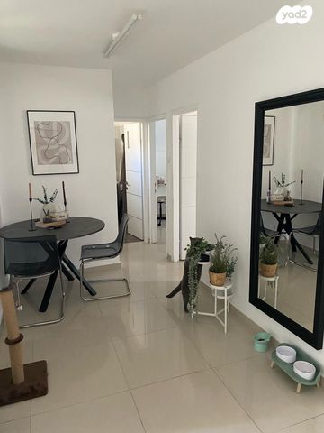 דירה, השומרון, פנחס ספיר, מגדל העמק