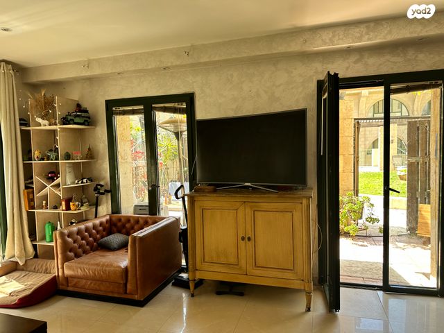 גג/ פנטהאוז, התקומה 24, צפון יפו, המושבה האמריקאית-גרמנית, תל אביב יפו