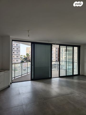 דירה, ארתור רובינשטיין, תל אביב יפו