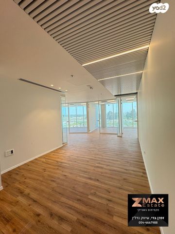 משרדים, לוחמי האש, קרית אונו