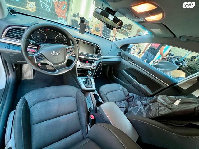 יונדאי אלנטרה