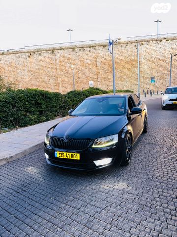 סקודה אוקטביה