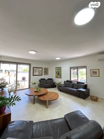 בית פרטי/ קוטג', עומר