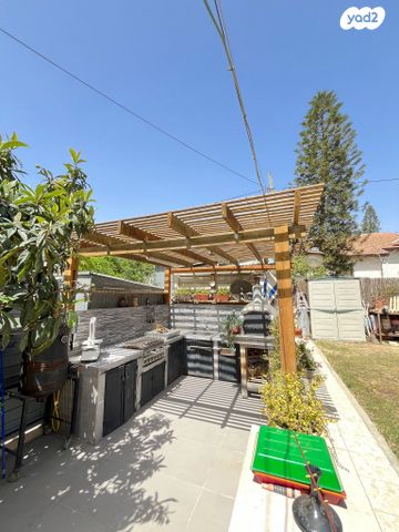 בית פרטי/ קוטג', עומר