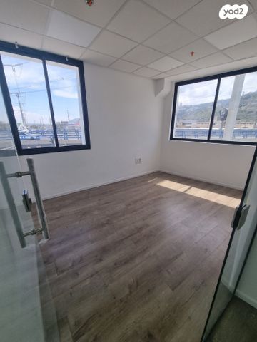 משרדים, שדרות ההסתדרות, חיפה