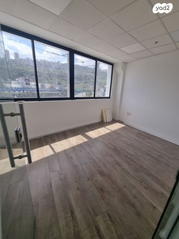 משרדים, שדרות ההסתדרות, חיפה