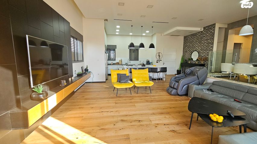 בית פרטי/ קוטג', מיתר / כרמית