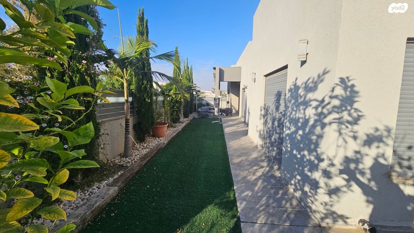 בית פרטי/ קוטג', מיתר / כרמית