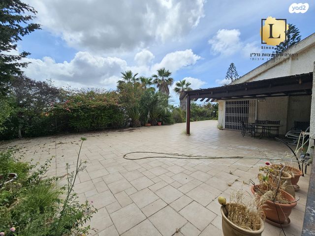 דו משפחתי, משה סנה, הוד הכרמל, דניה, חיפה