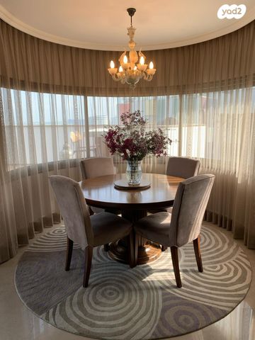 גג/ פנטהאוז, מיכאל נאמן 18, גלילות, תל אביב יפו