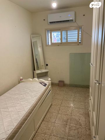 דירה, יהושע חנקין 81, רסקו א', חולון