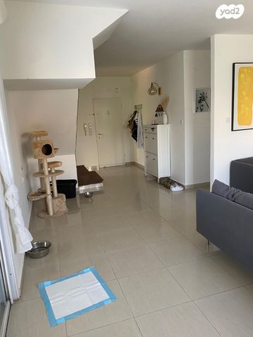 דופלקס, ד"ר משה סנה 17, כפר סבא