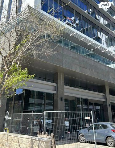 חנויות/ שטח מסחרי, מרכז עינב, מודיעין מכבים רעות