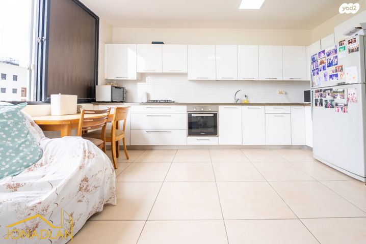 דירה, הרא"ה, רמת גן